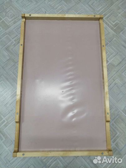 Пеленальная доска на кроватку