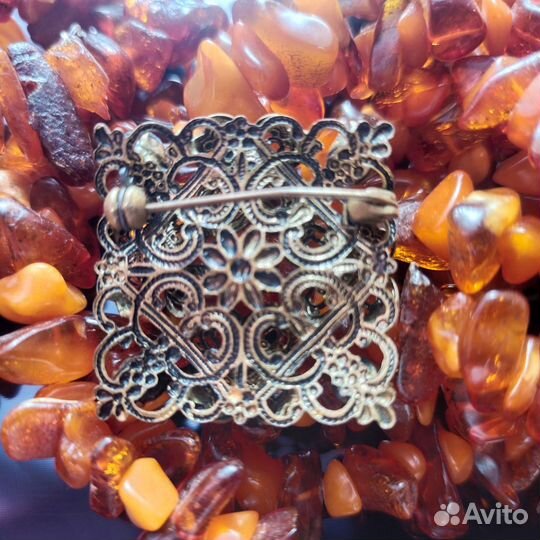 Янтарь СССР и брошь
