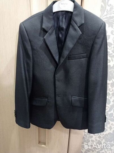 Пиджак на мальчика 128 134
