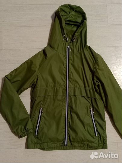 Ветровка женская