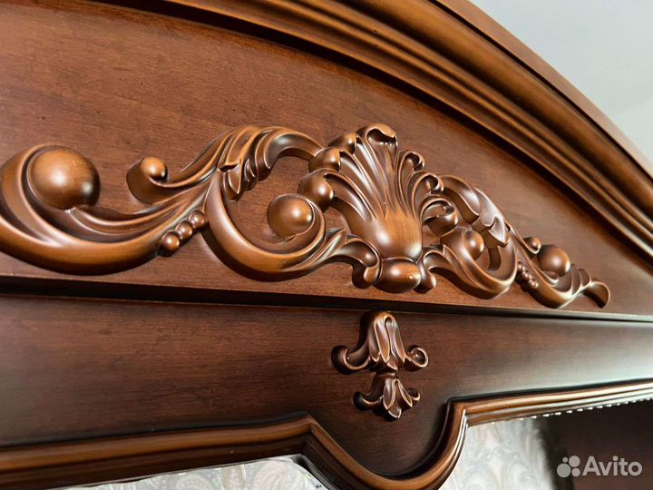 Стенка из массива дуба (классика)