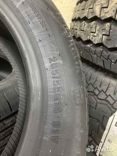 Roadmarch EcoPro 99 205/55 R16