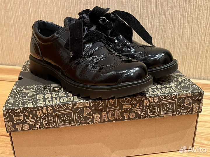 Ботинки для девочки размер 33