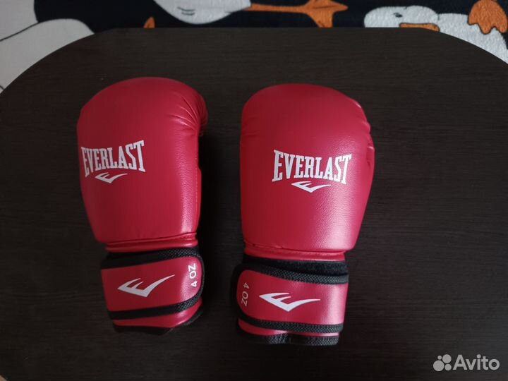 Боксерские перчатки everlast