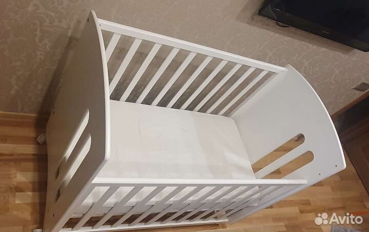 Детская кровать с матрасом