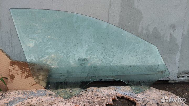 Стекло двери переднее правое Bmw 7 G11/G12 2015