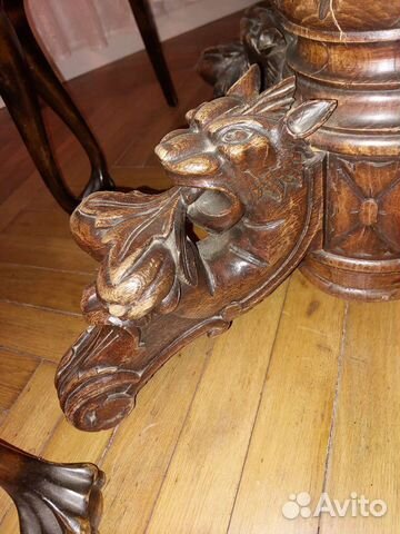 Антикварный обеденный круглый стол массив дуба