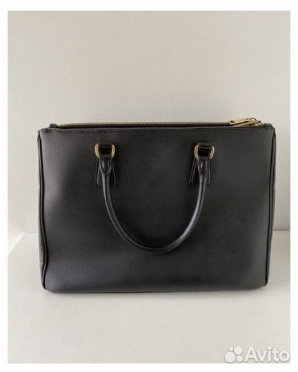 Сумка Prada