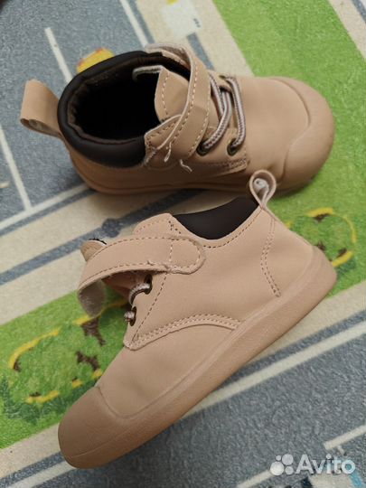 Ботинки для девочки