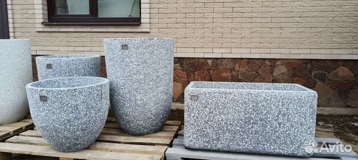 Вазоны для цветов и растений