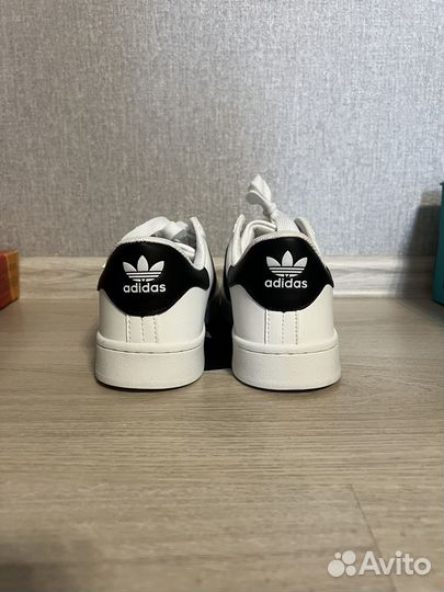 Кроссовки adidas superstar белые