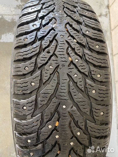 Nokian Tyres Hakkapeliitta 9 SUV 215/65 R16 102T