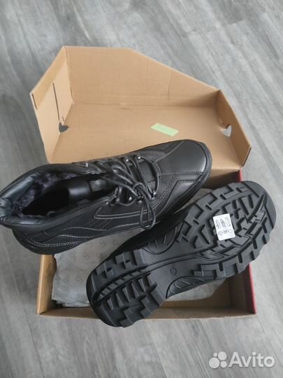 Ботинки мужские утеплённые новые размера 45