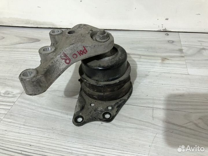 Опора двигателя правая VW Polo (Sed RUS)