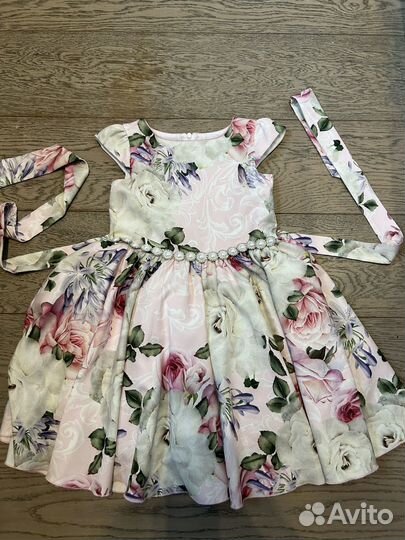 Платье нарядное