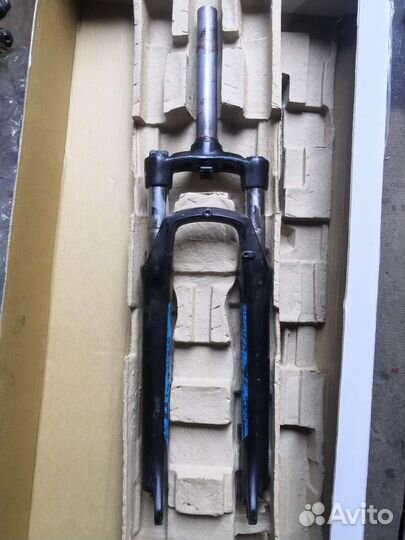 Вилка specialized для велосипеда 26