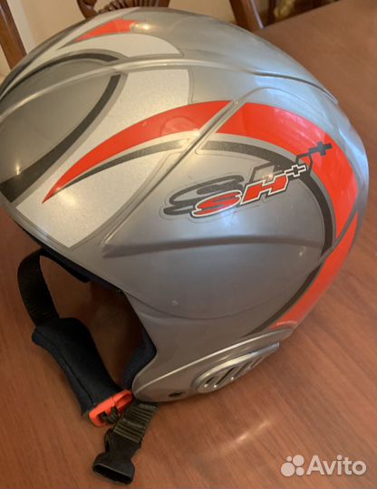 Шлем для горных лыж