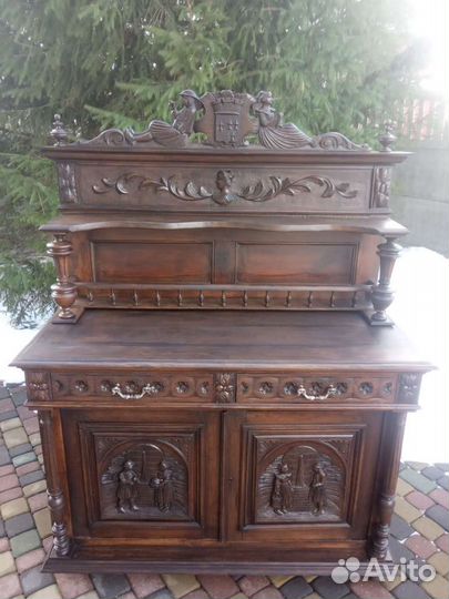 Буфет десертный Бретонский старинный