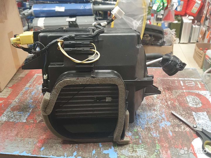 Испаритель кондиционера Hyundai H100 отопитель