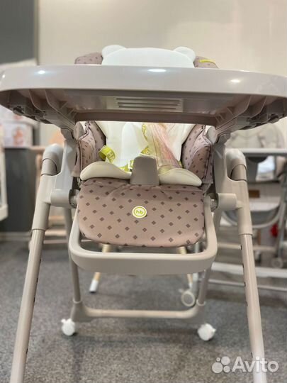 Стульчик для кормления Happy Baby William Pro