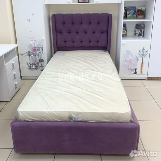 Подростковая мягкая кровать