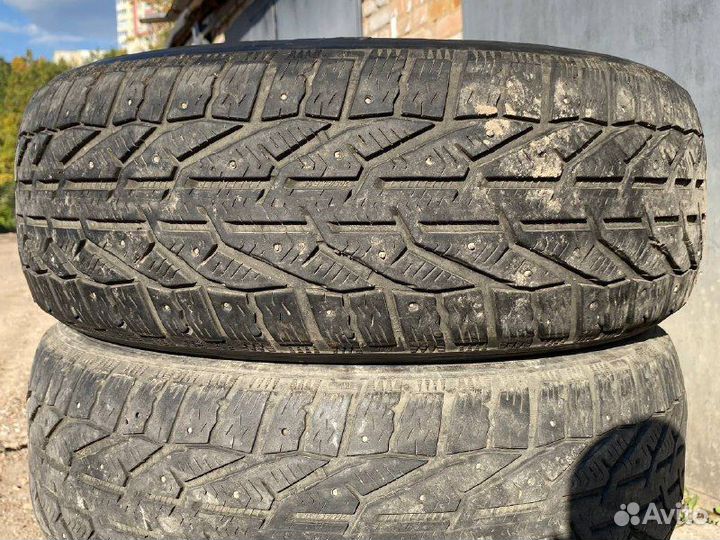 Kormoran Stud 2 205/55 R16 94T