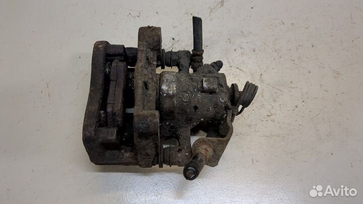 Суппорт Opel Astra H, 2010