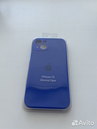 Чехол на iPhone 13