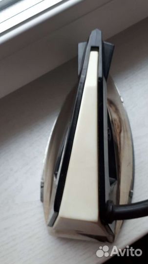 Надежный советский утюг