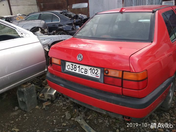 Фольксваген Венто Двери