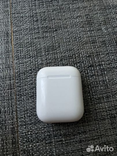 Беспроводные наушники apple airpods