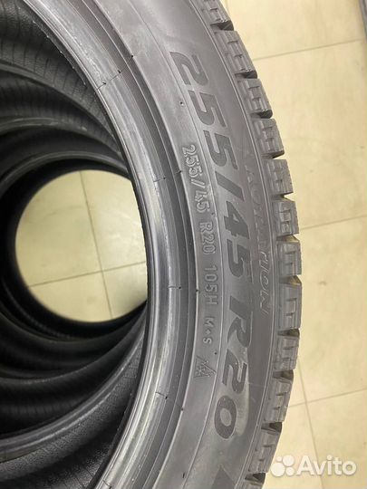 Pirelli Ice Zero FR 255/45 R20 105H