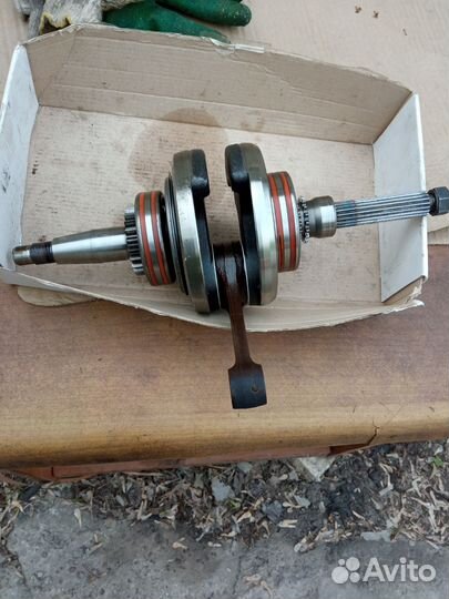 Коленчатый вал для скутера yamaha Majesty 250