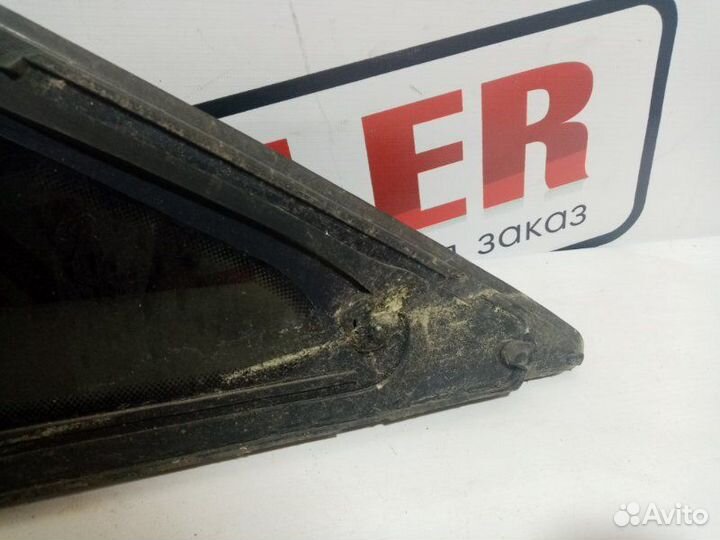 Форточка двери Audi A4 B7 2006