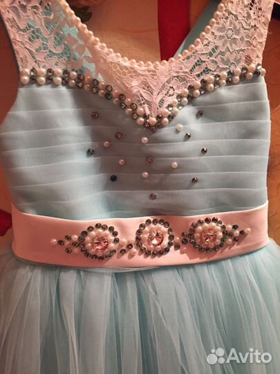 Шикарное платье для маленькой принцессы