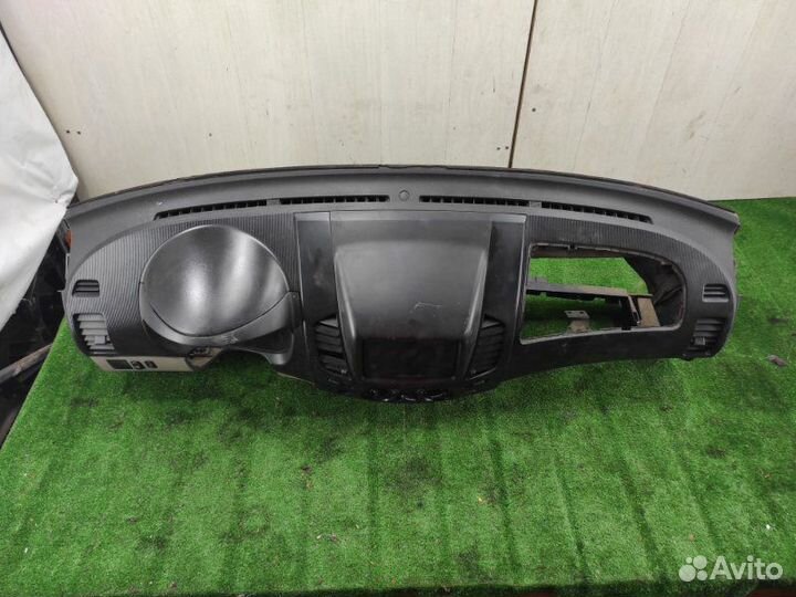 Панель передняя салона (торпедо) Mitsubishi L200