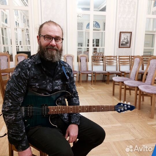 Уроки игры. Электрогитара и акустическая