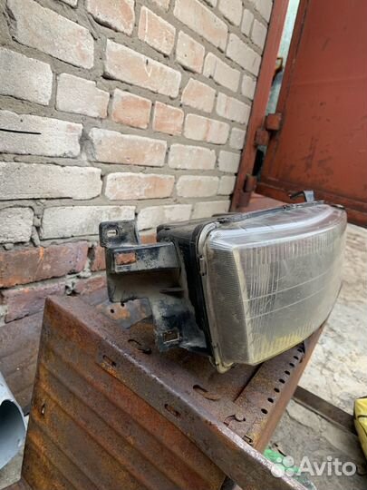 Фара передняя левая mitsubishi galant 8