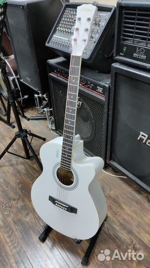 Гитара Elitaro E4010