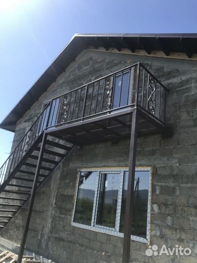 Лестницы, перила, ограждения