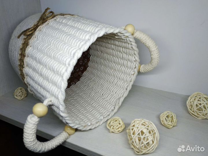 Интерьерная корзина с ручками