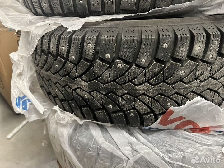 Michelin X-Ice North 4 205/55 R16