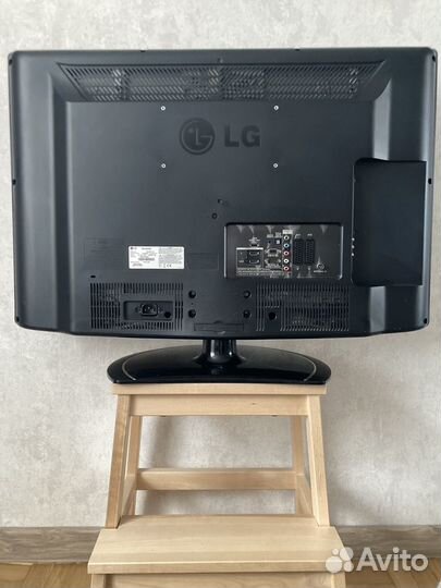 Телевизор LG 32LG5700