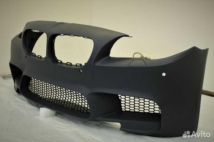 Бампер М-лук BMW 5 F10