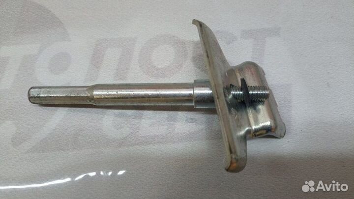 Крепление аккумулятора Volkswagen Touareg 7L