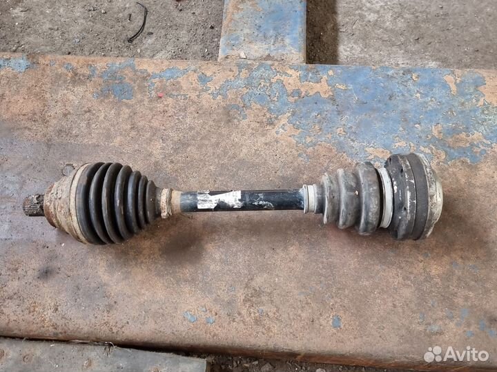 Привод в сборе левый octavia a5 DSG