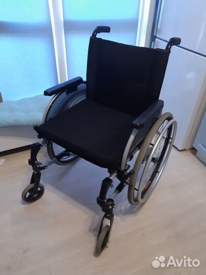 Инвалидная коляска складная бу