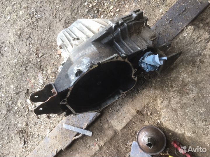 Коробка передач (МКПП) на Лансер 9