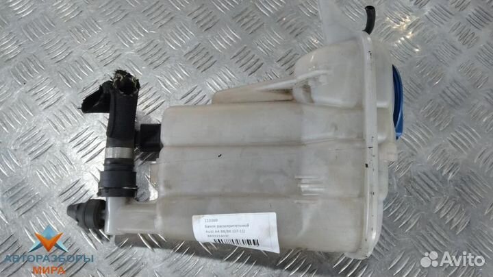 Бачок расширительный Audi A4 B7 2009 8K0121403C
