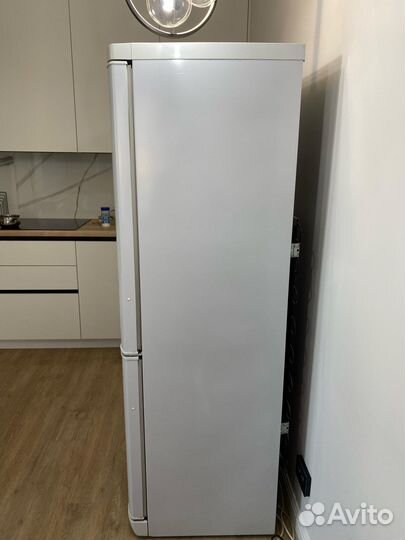 Холодильник бирюса бу